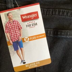 Wrangler Black Denim Jeans 5 Star Relaxed Fit 10" Inseam NWT